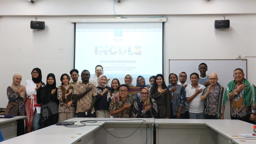 Foto Bersama Upacara Penutupan TIAS